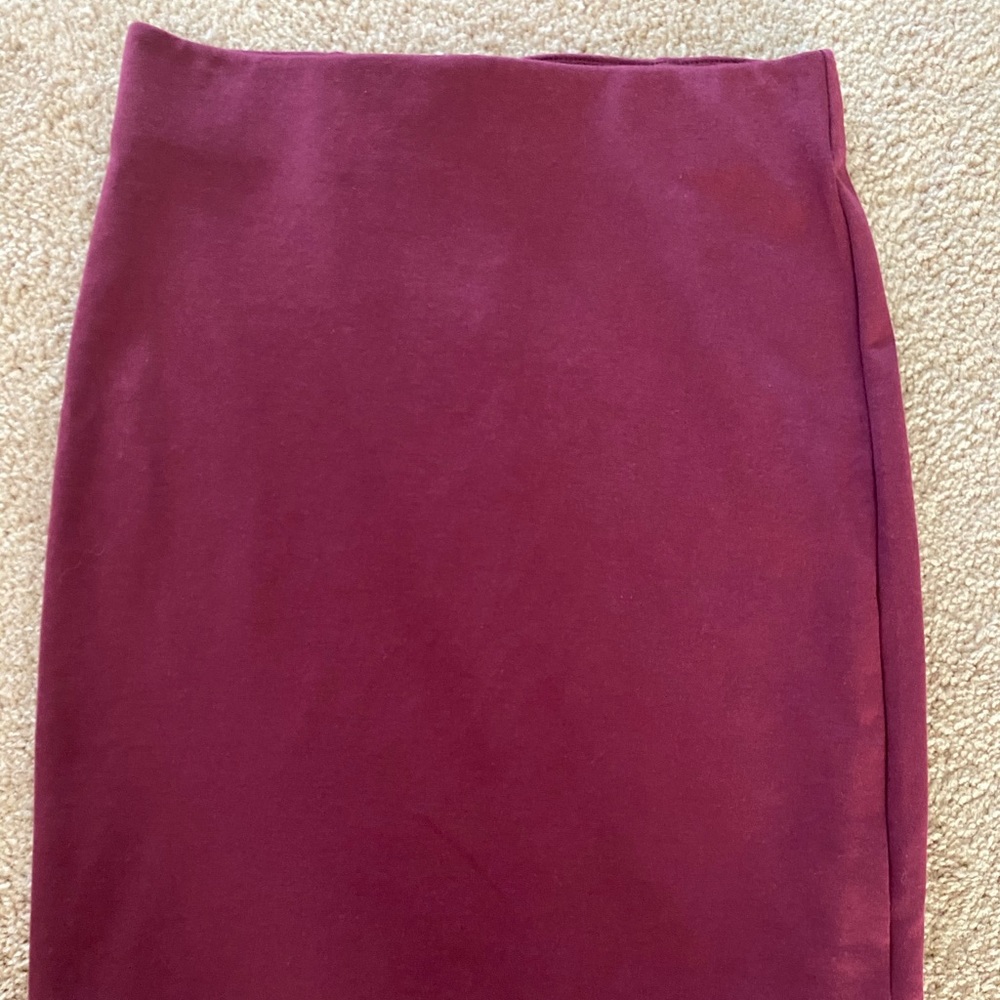 Old Navy Burgundy Ponte Pencil Skirt - XS